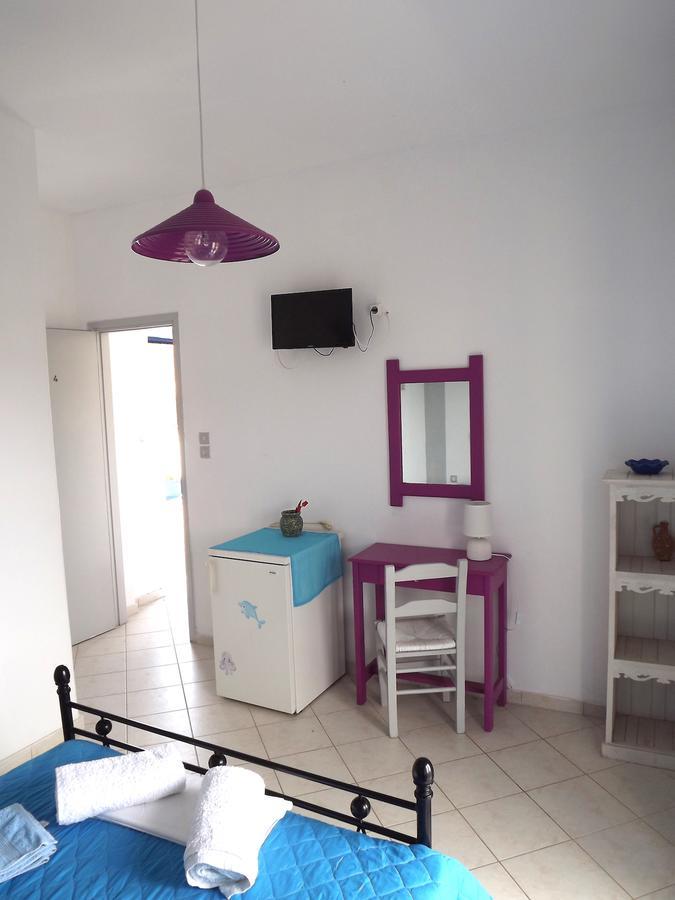 Eleftheria Rooms Livadi  Esterno foto