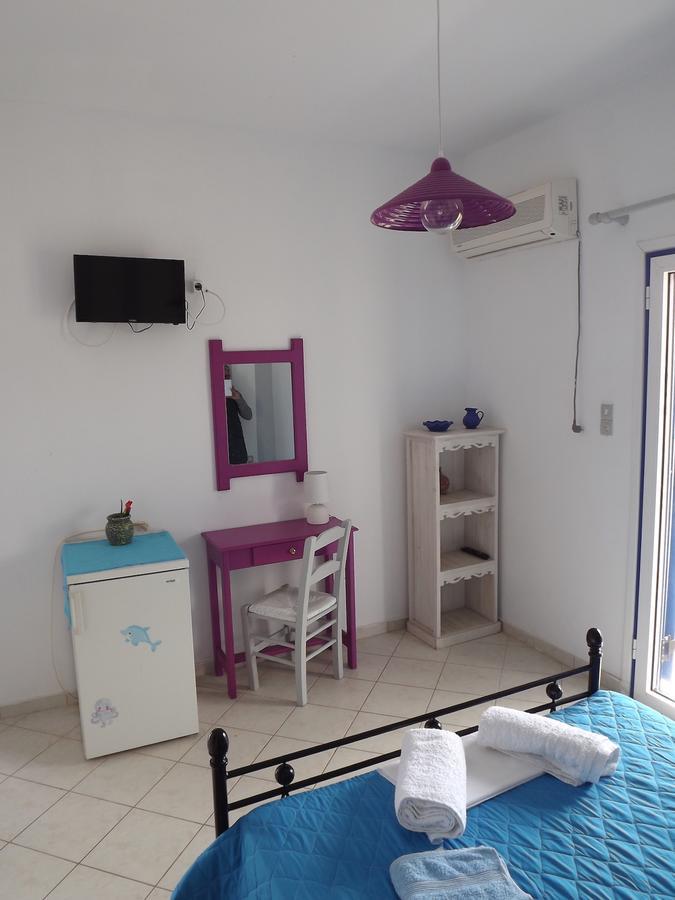 Eleftheria Rooms Livadi  Esterno foto